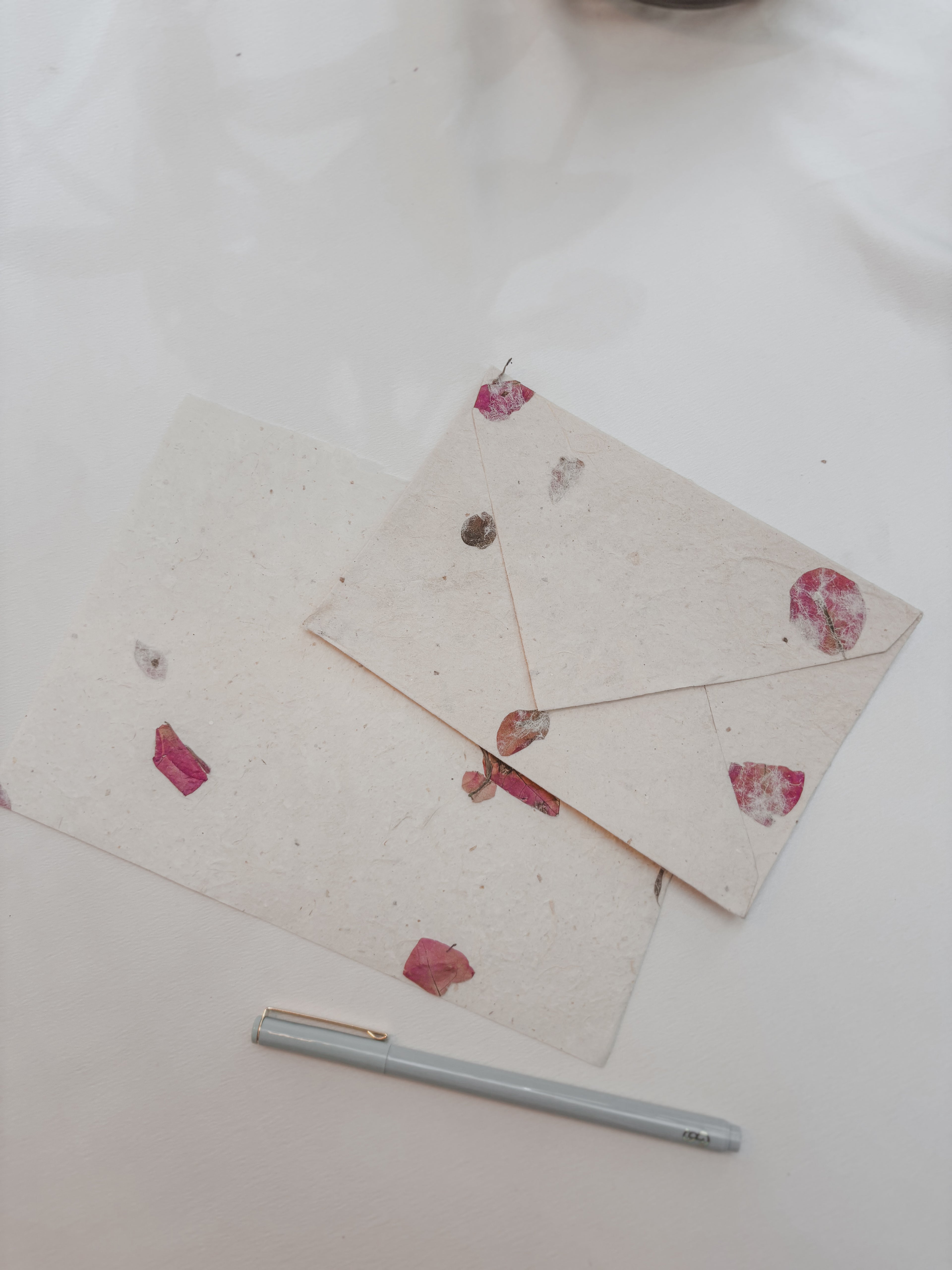 Lotka | Handmade Paper and Envelopes