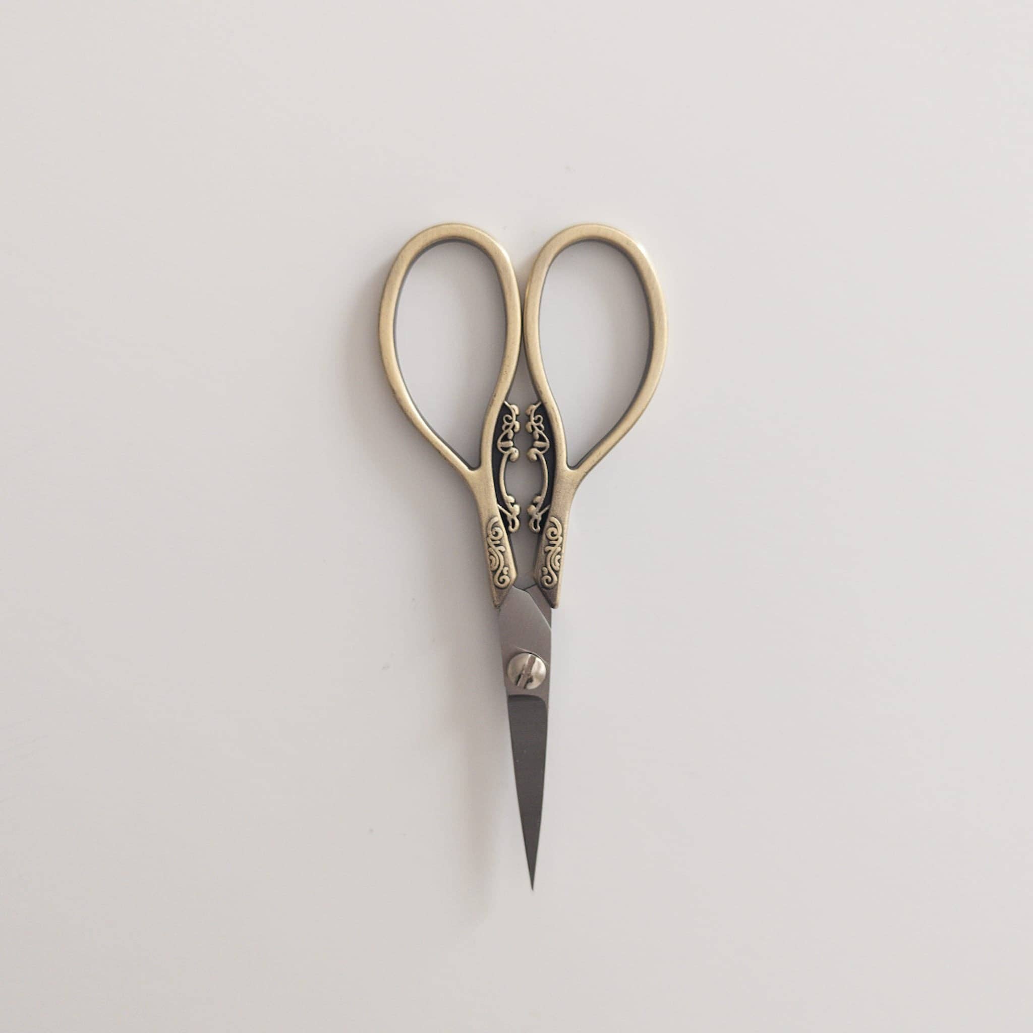Vintage Style Scissors | Mini