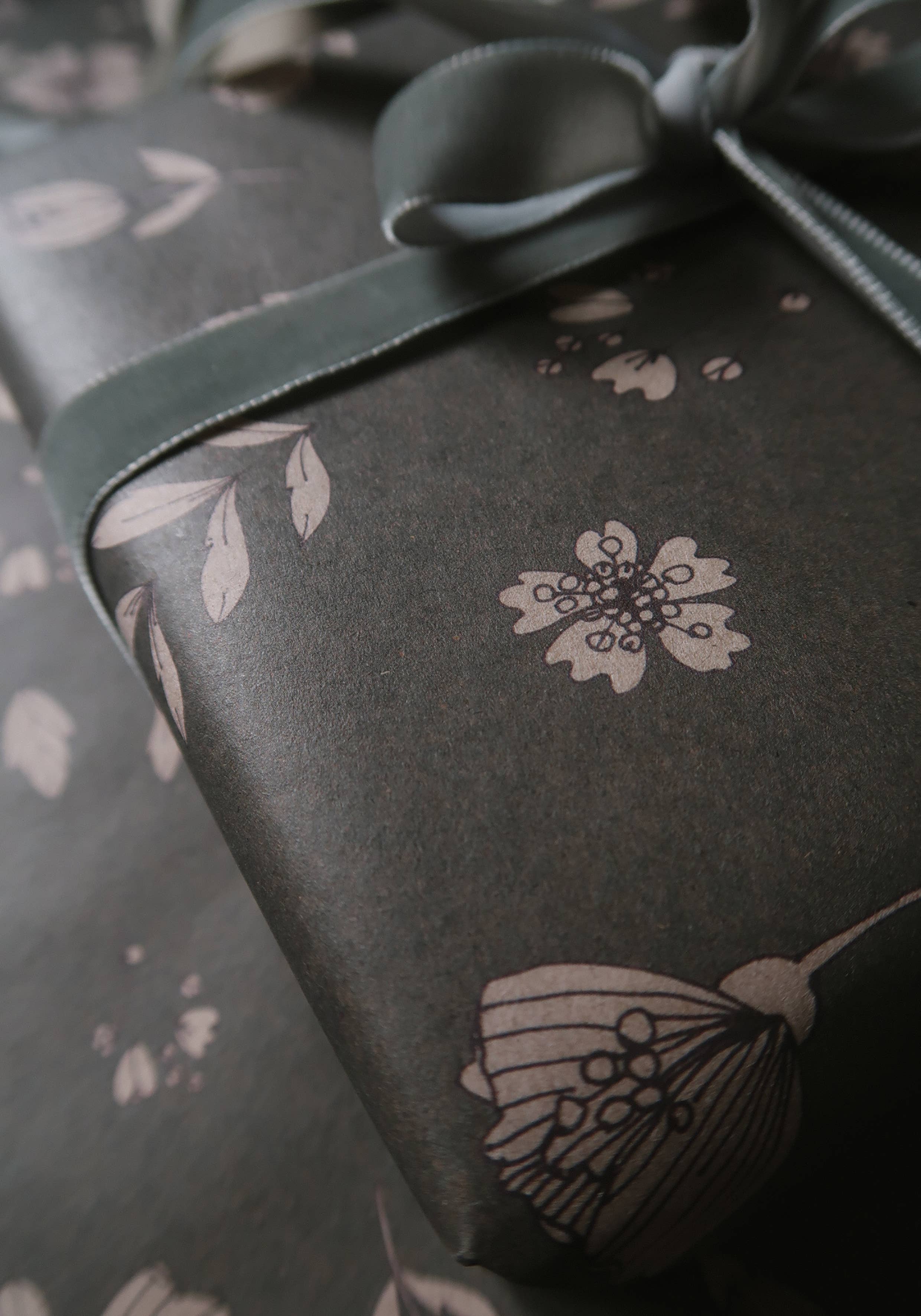 Yuletide Flora Wrapping Paper | Set Of 3 Pieces